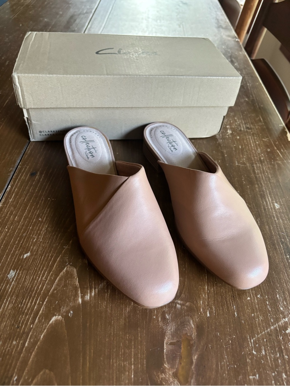 Clarks Women’s Nude Leather Slip-On Mules Women’s 8